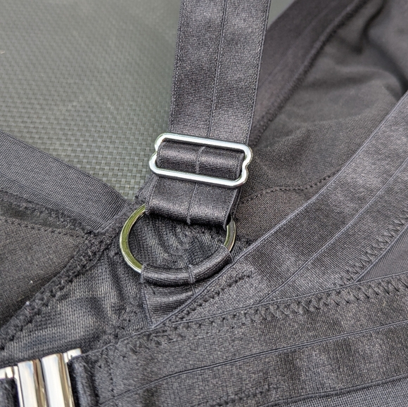 H&M Bikini Top Size 8 Black - Picture 5 of 6